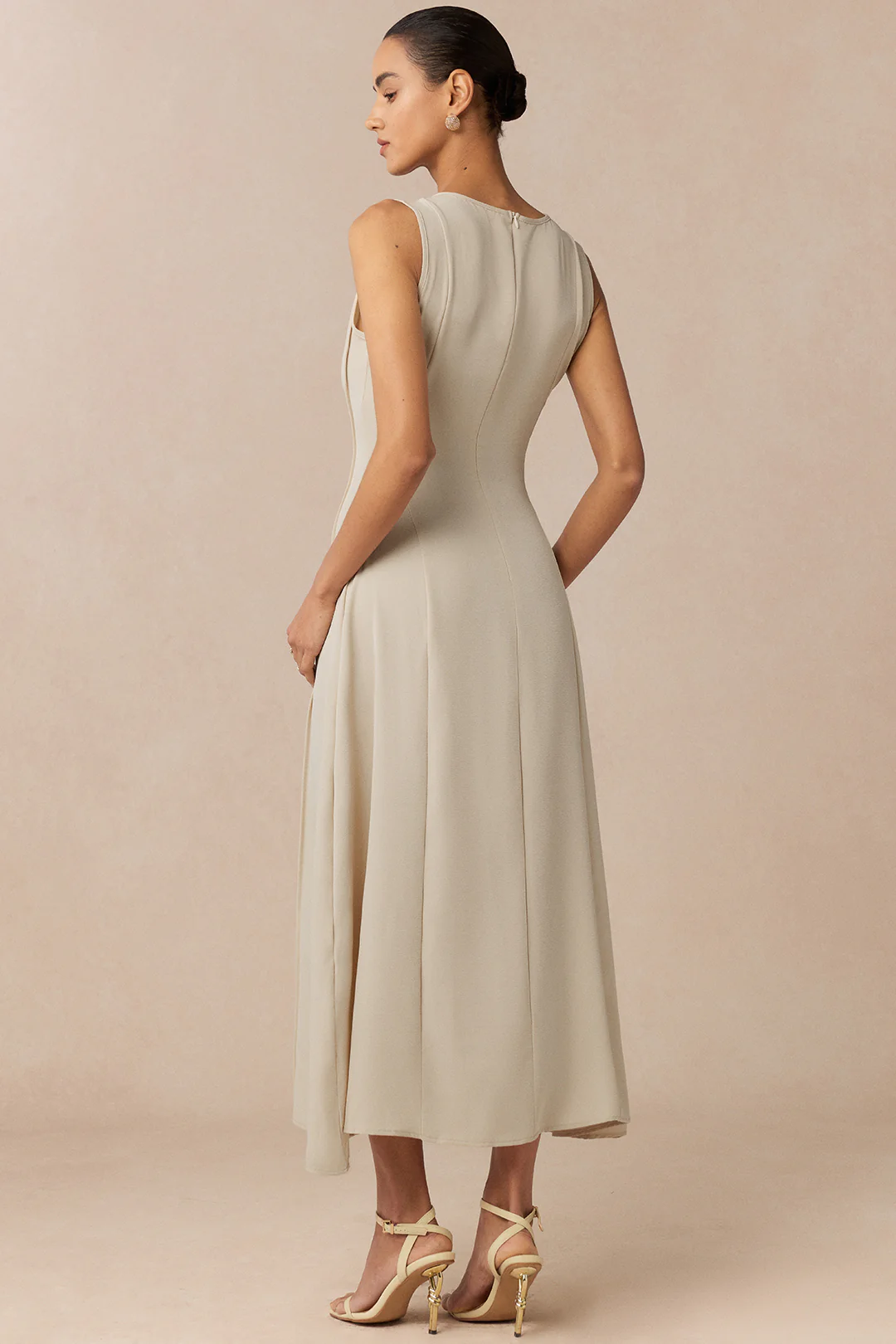 Round Neck Sleeveless Midi Dress - Image 2