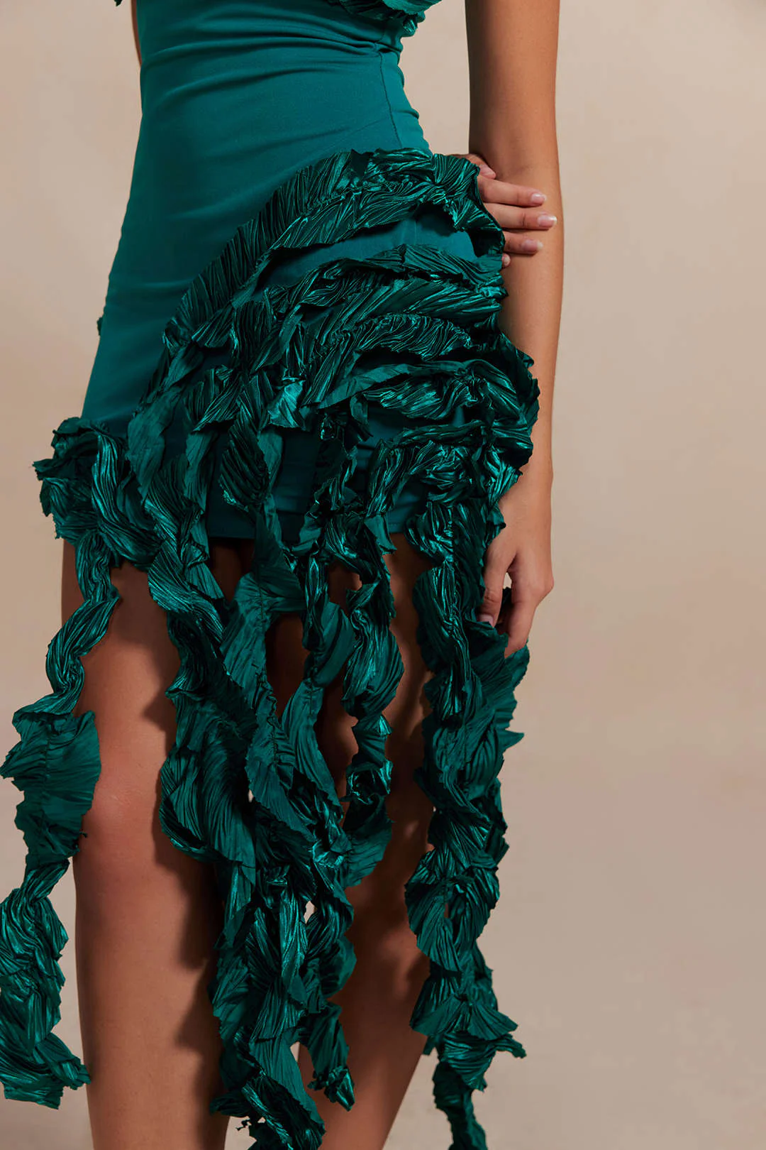 Ruffled Fringe Strapless Midi Dress - Image 7