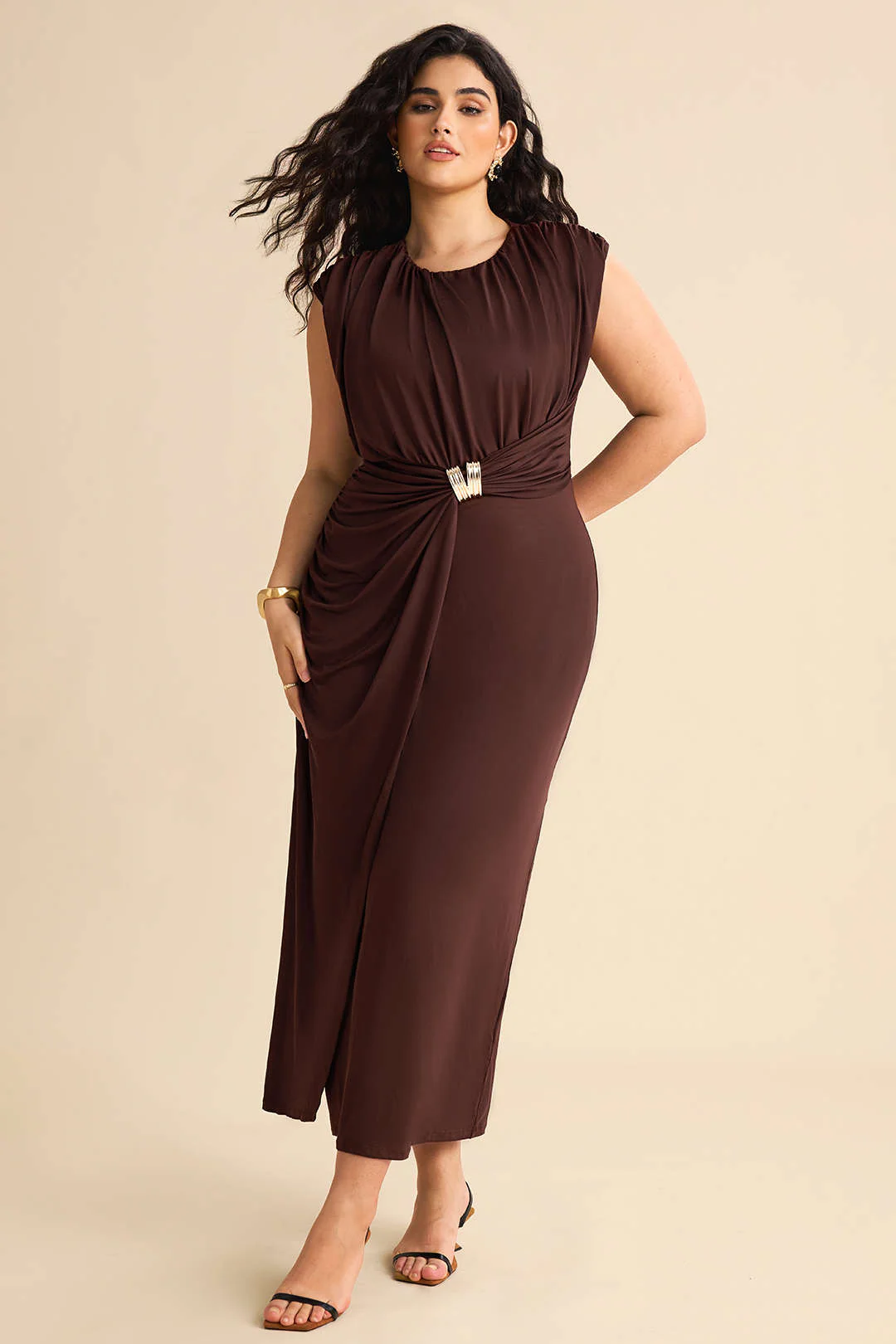 Plus Size Metallic Decor Ruched Sleeveless Midi Dress - Image 3