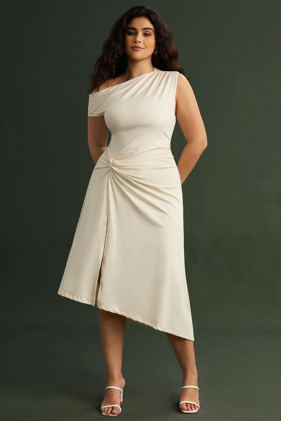 Plus Size Asymmetrical Sleeveless Ruched Midi Dress - Image 4