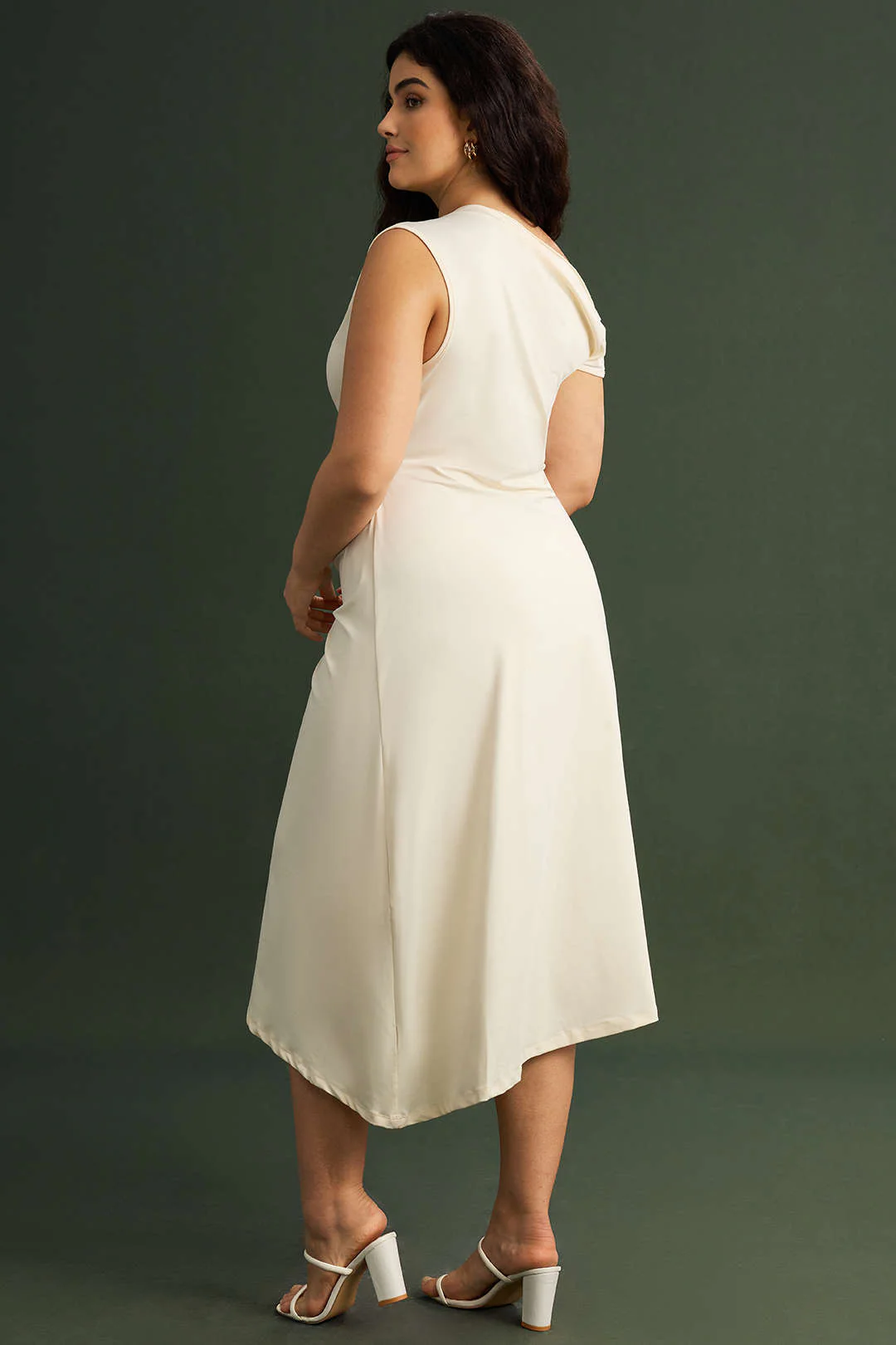 Plus Size Asymmetrical Sleeveless Ruched Midi Dress - Image 7
