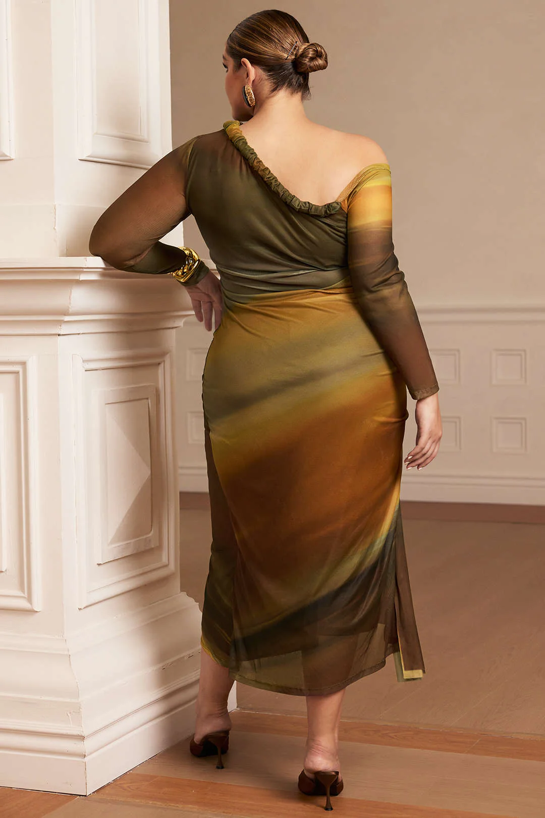 Plus Size Colorblock Print Mesh Ruched Asymmetrical Long Sleeve Midi Dress - Image 9