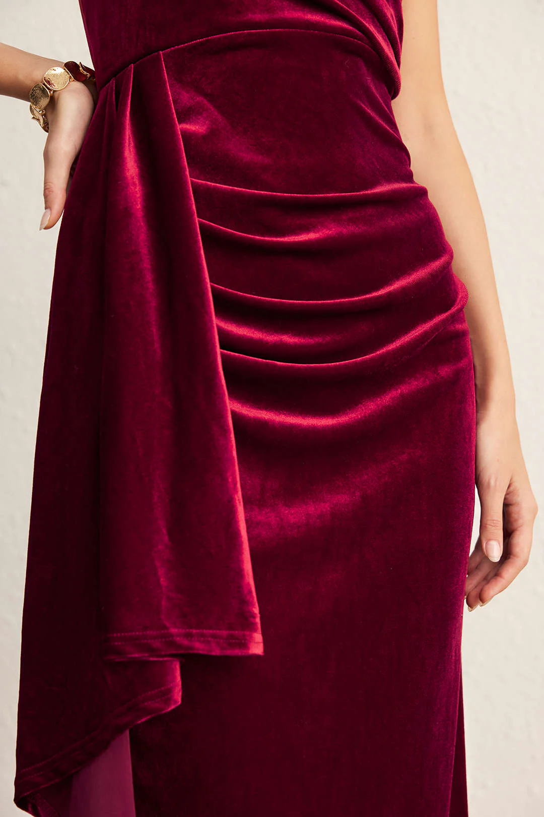 Velvet Ruched Sleeveless Slip Midi Dress - Image 4
