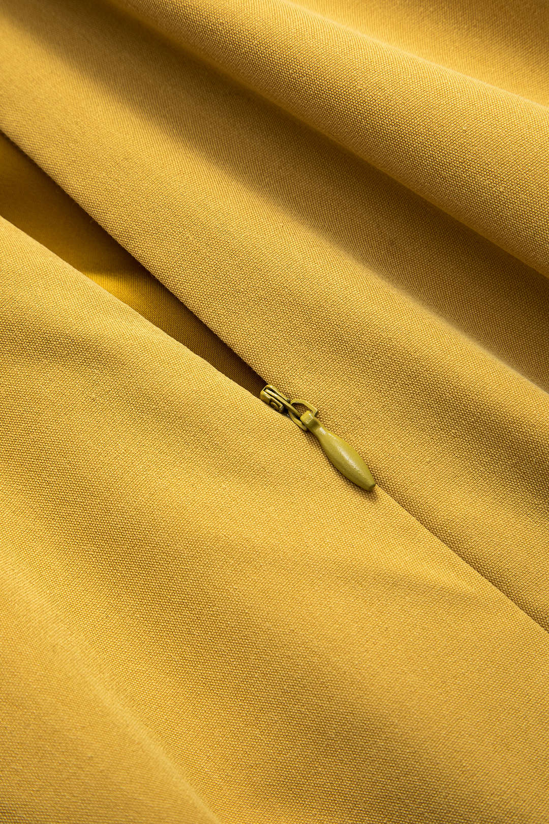 Ruched Zipper Sleeveless Mini Dress - Image 4