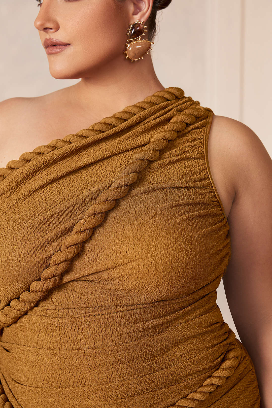 Plus Size Ruched One Shoulder Twist Knot Sleeveless Mini Dress - Image 6