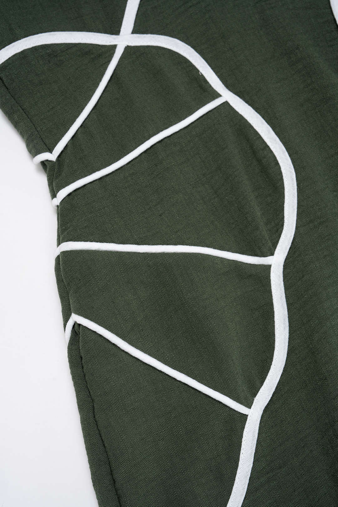 Contrast Halter Tie-Up Sleeveless Mini Dress - Image 5