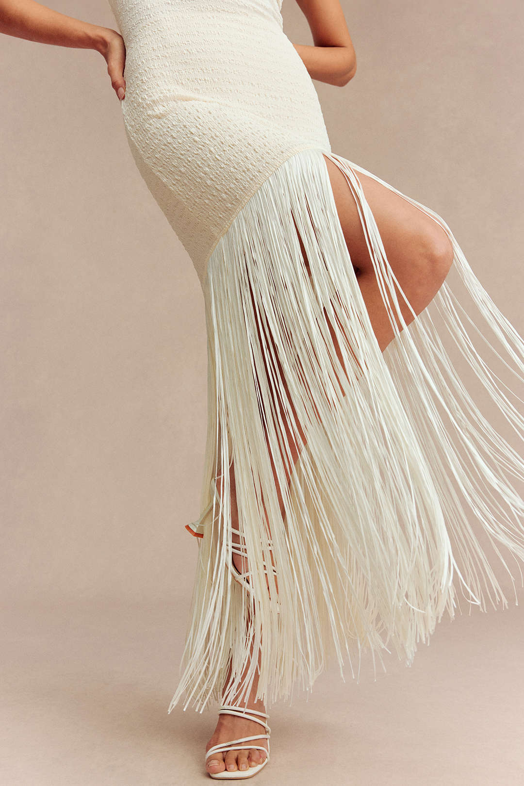 Round Neck Backless Fringe Sleeveless Dress - Image 4