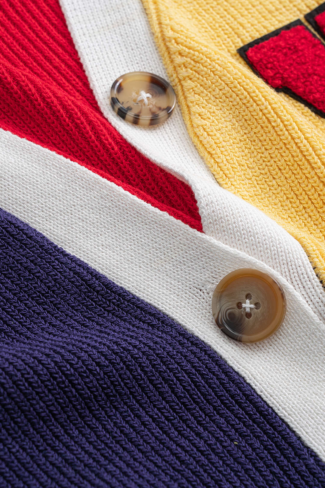 Knit Button Contrast Tank Top - Image 4