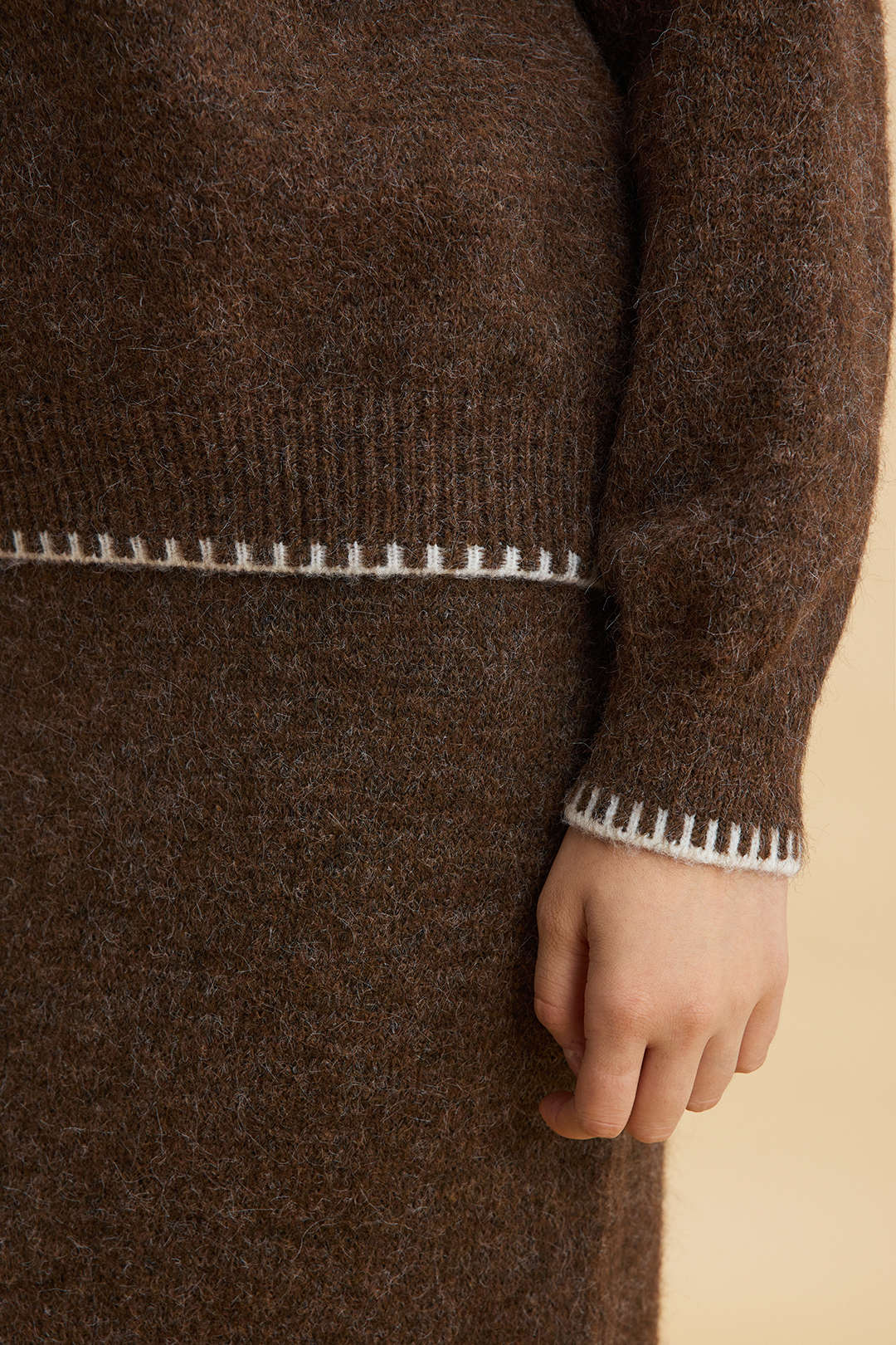 Knit Contrast Whipstitching Long-Sleeve Top And Skirt Set - Image 4