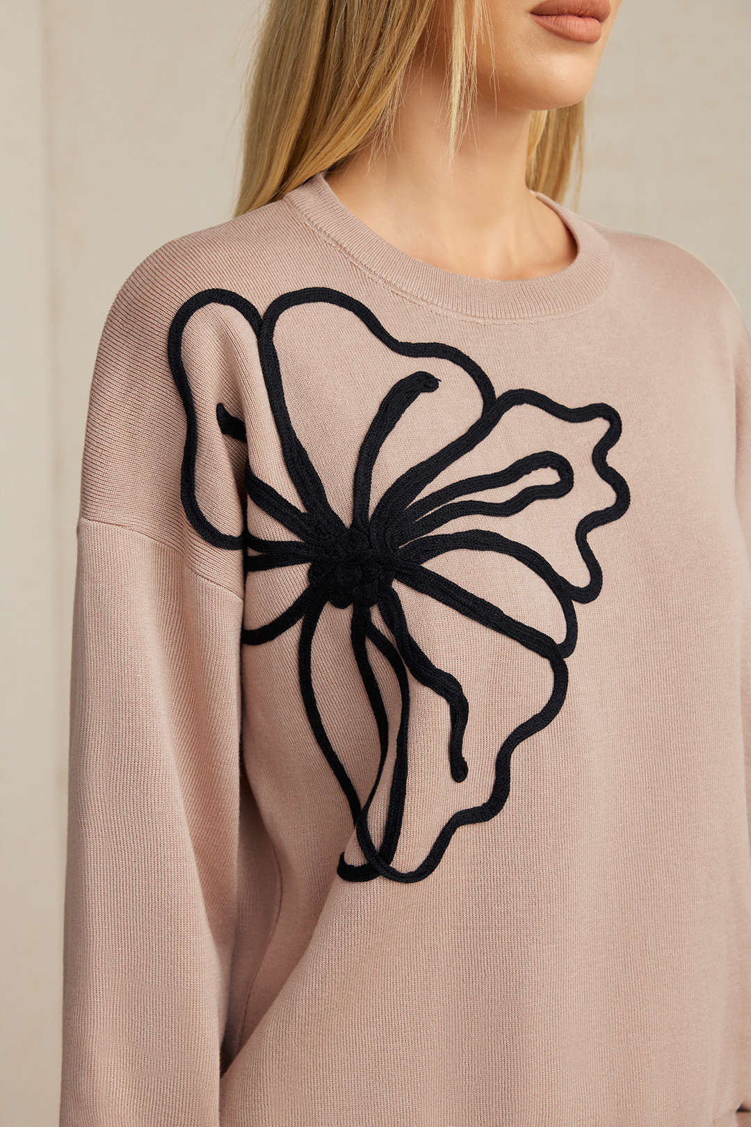 Knit Round Neck Embroidery Long-Sleeve Top And Wide Leg Pants Set - Image 7