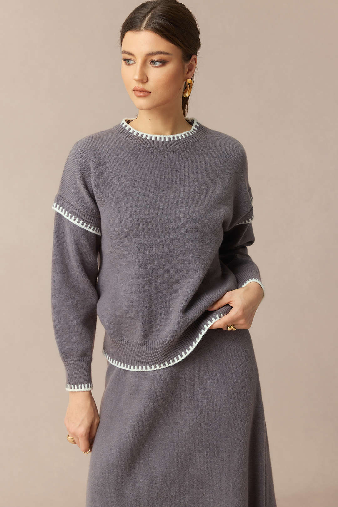 Knit Contrast Binding Round Neck Long-Sleeve Top And Skirt Set - Image 3
