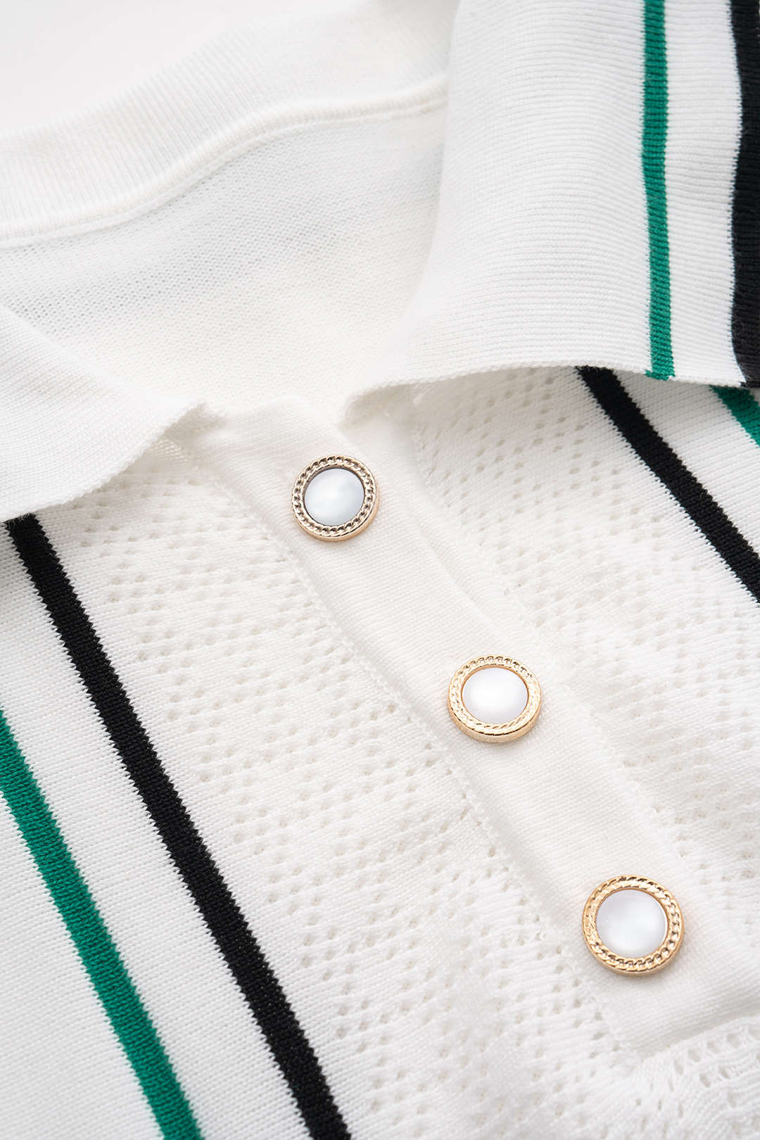 Knit Contrast Button Ruffle Short Sleeve Dress - Image 3