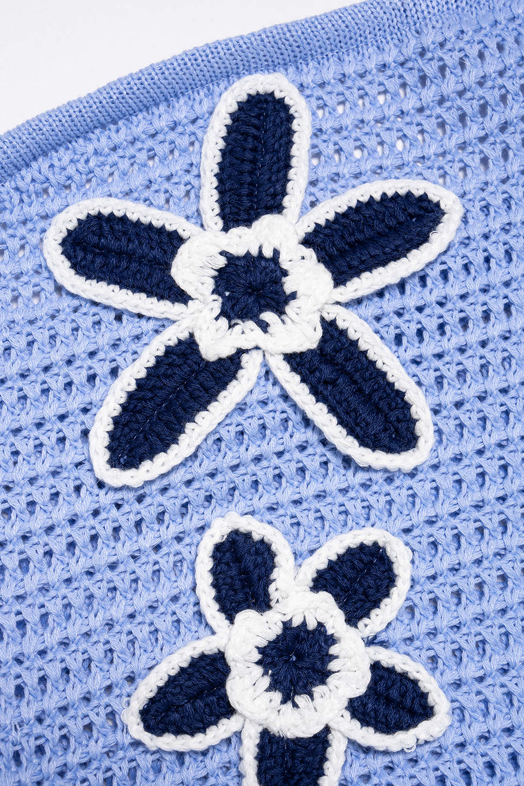 Knit Contrast 3D Floral Strapless Sleeveless Dress - Image 3