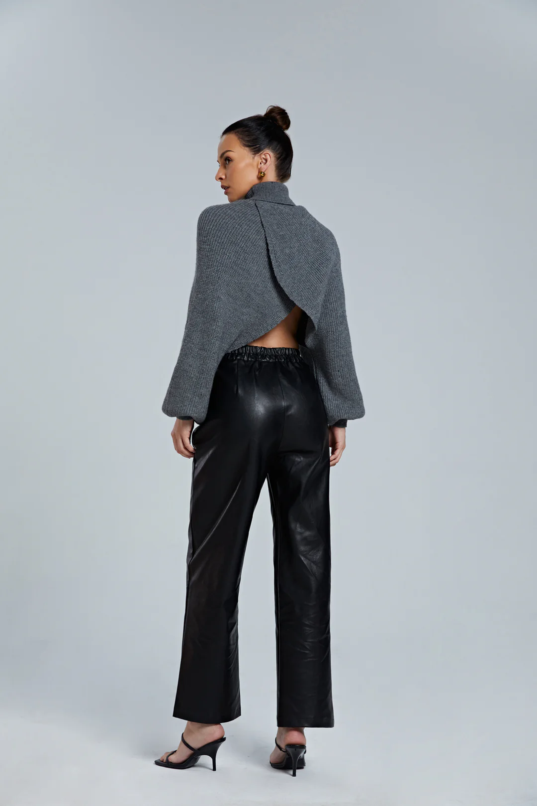 Batwing Sleeve Turtleneck Crop Sweater - Image 12