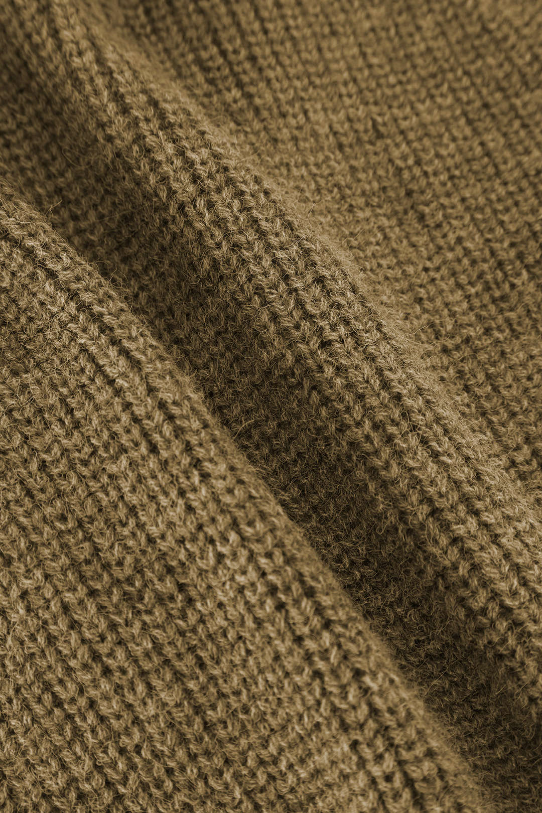 Batwing Sleeve Turtleneck Crop Sweater - Image 5