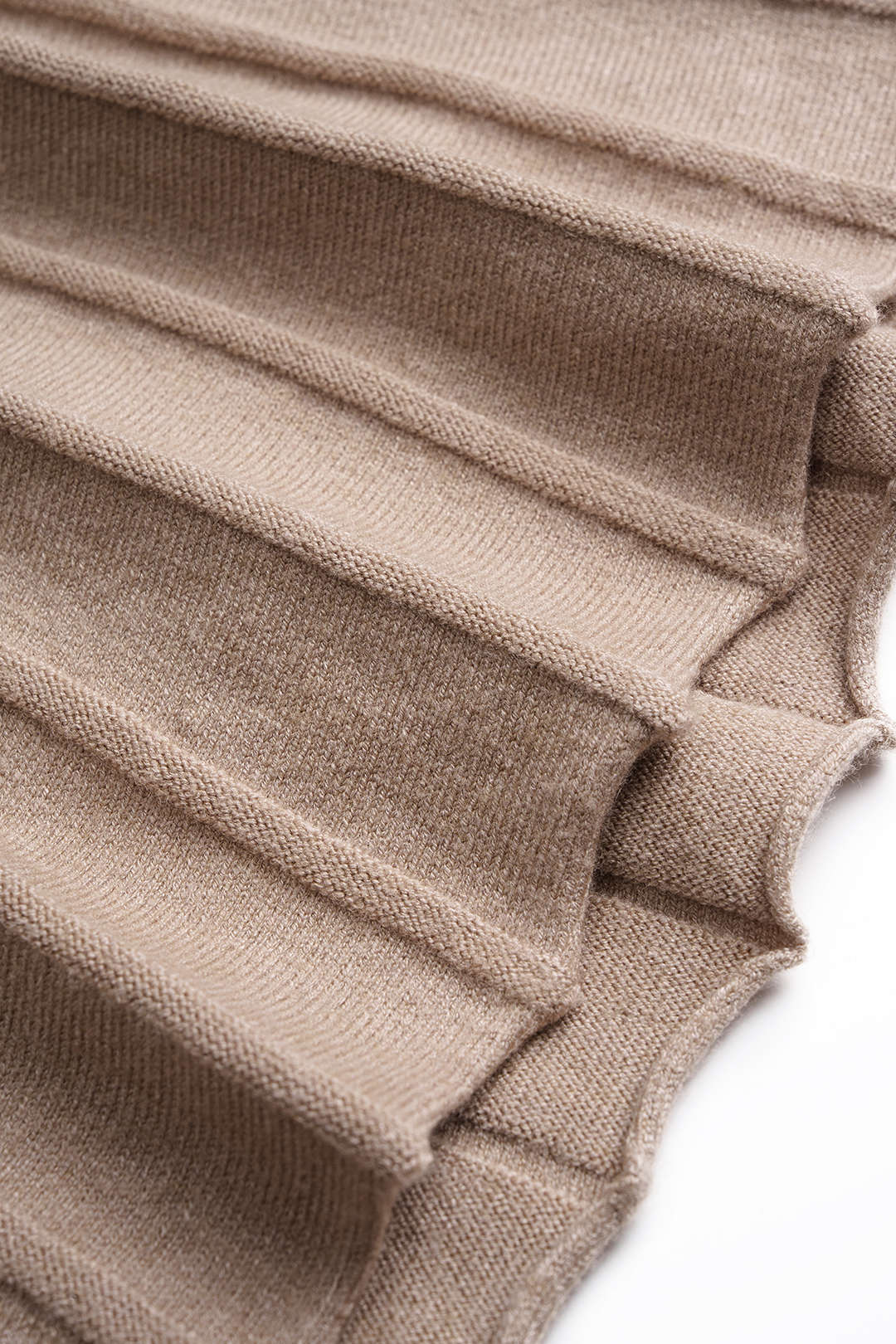 Knit Pleated High Waist Skirt - Image 4