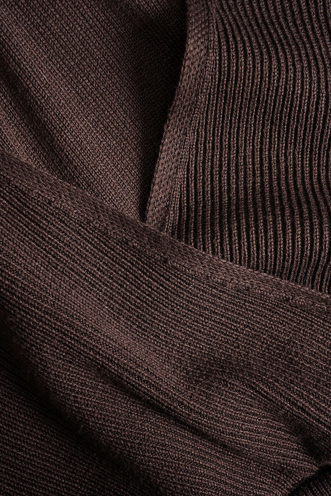 Plus Size Ribbed Knit Crop  Long-Sleeve Top - Image 3