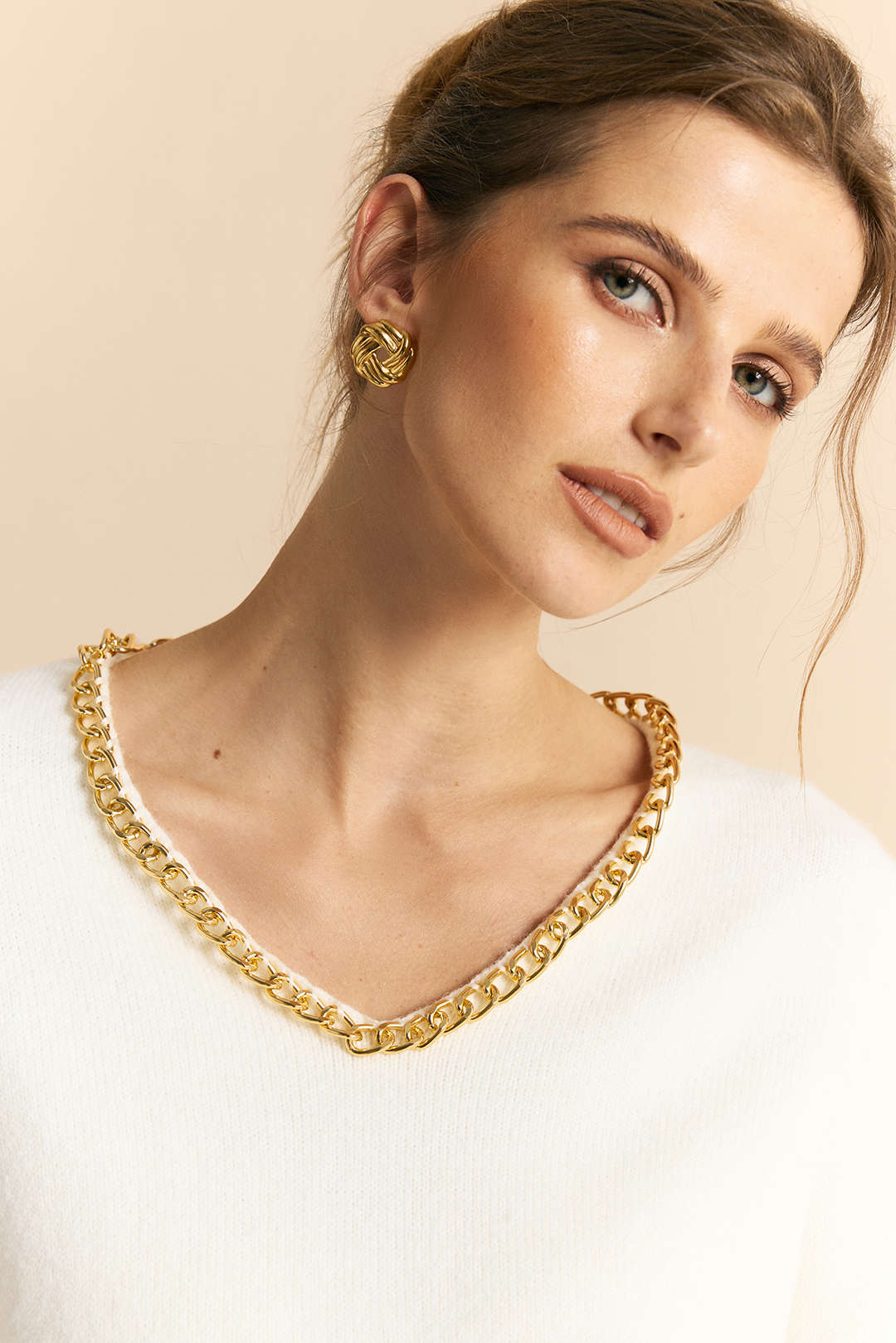 Knit V-Neck Chain Long-Sleeve Top - Image 4