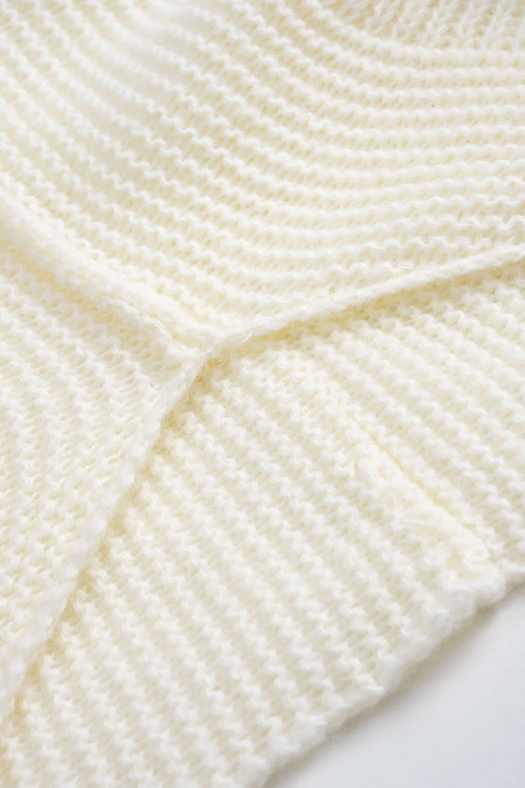 Knit V-Neck Long-Sleeve Top - Image 5