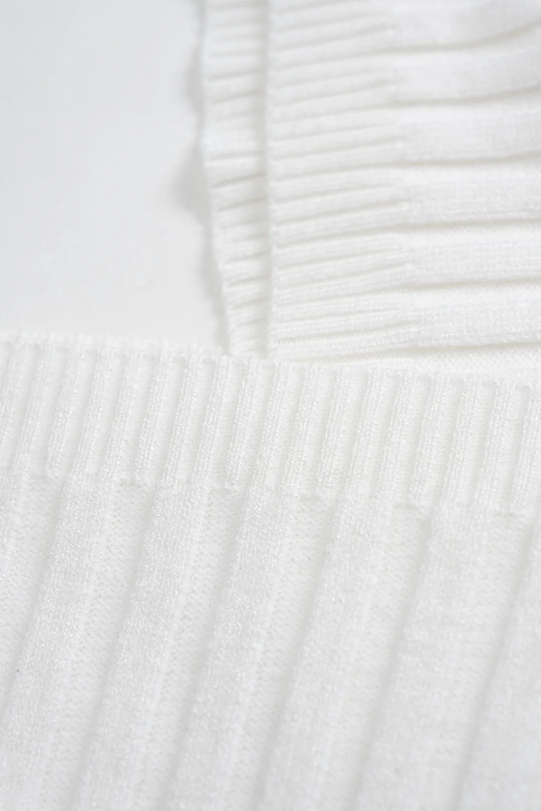 Knit V-Neck Crossed Long-Sleeve Top - Image 3