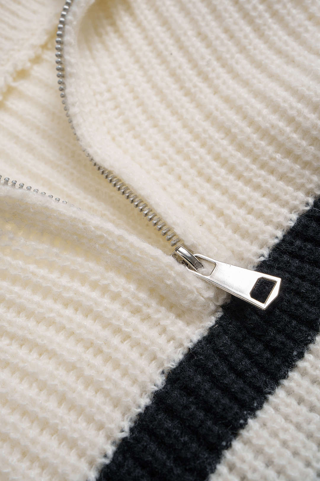 Knit ColorBlock Zipper Long-Sleeve Top - Image 3