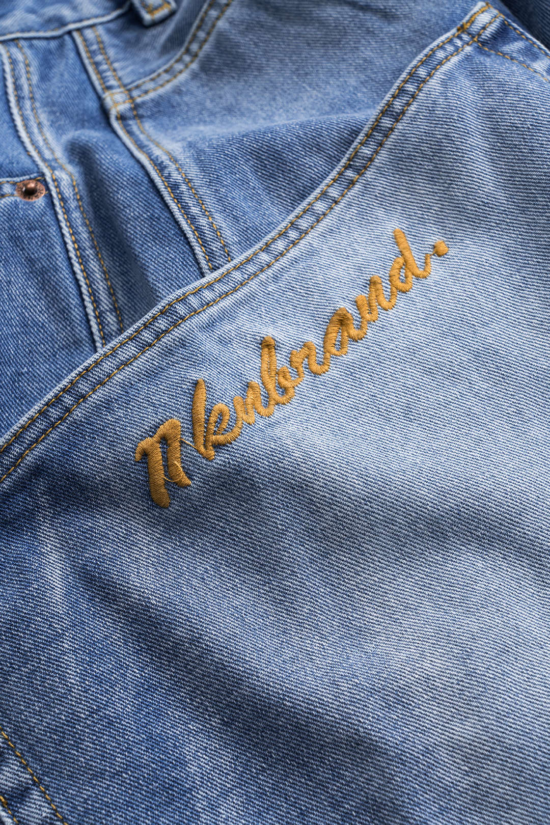 Denim Washed Wide Leg Barrel Jeans - Image 17