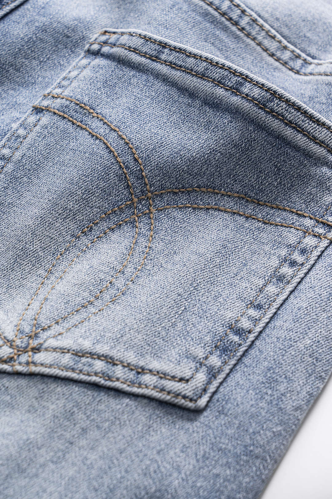 Ripped Cut Out Button Pocket Wide Leg Jeans - Image 4