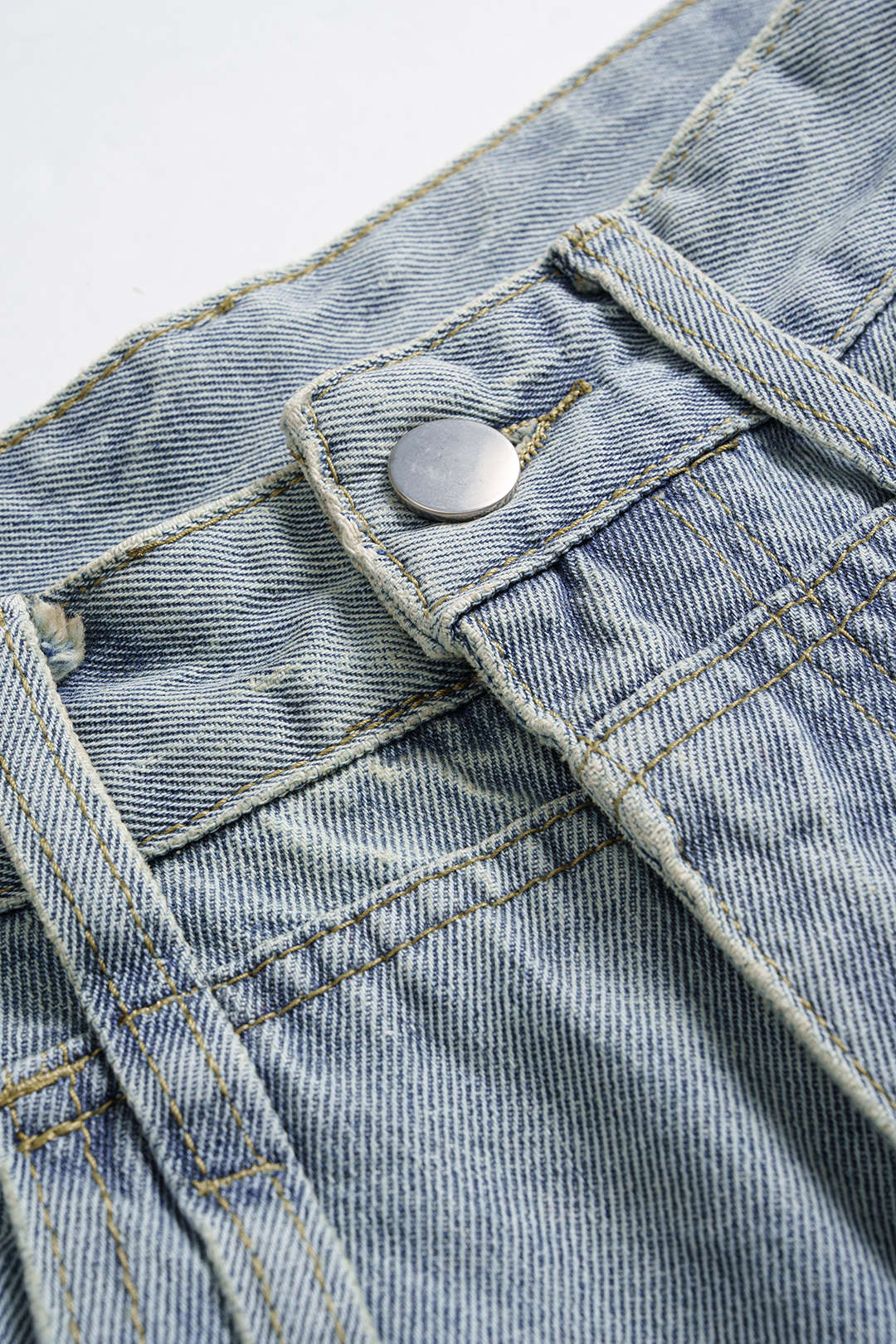 Denim Ripped Ruched Barrel Jeans - Image 6