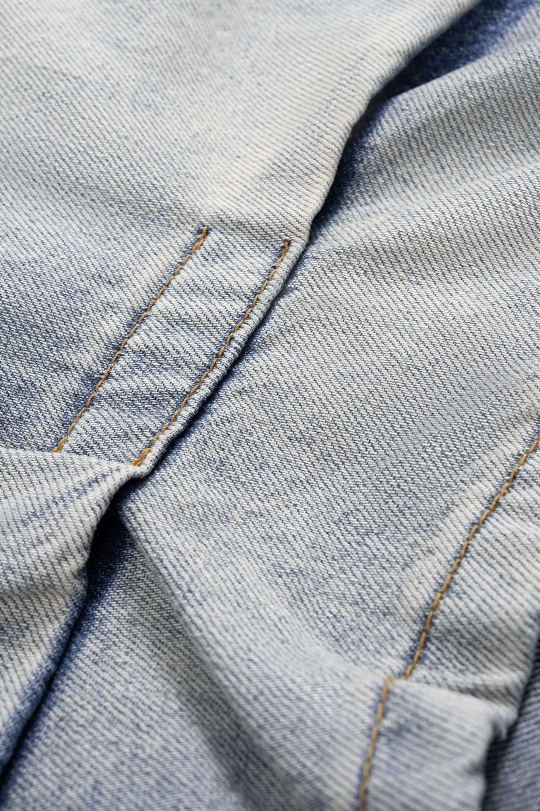 Denim Washed Wide Leg Barrel Jeans - Image 4