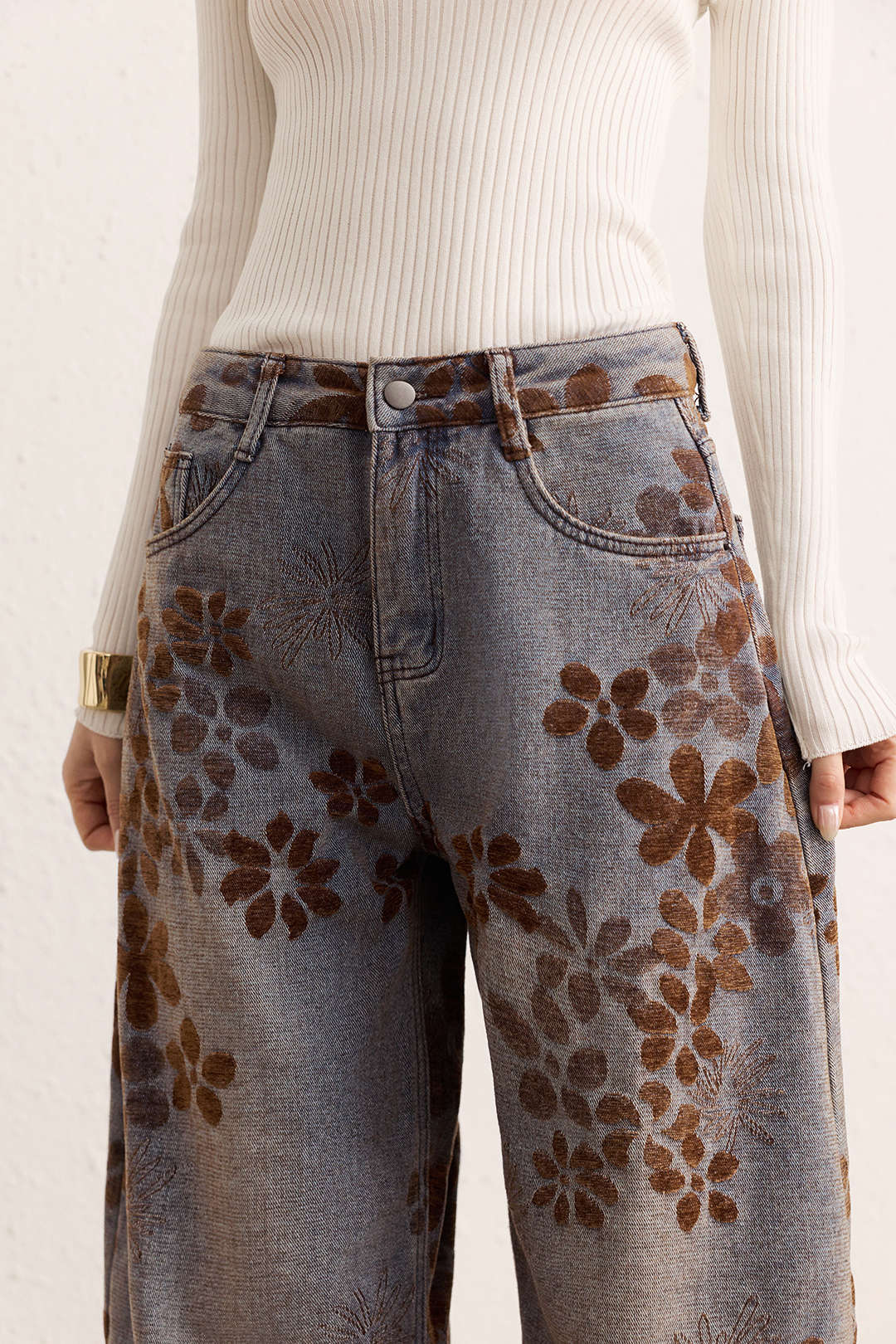 Denim Floral Print High-Waist Pocket Jeans - Image 5