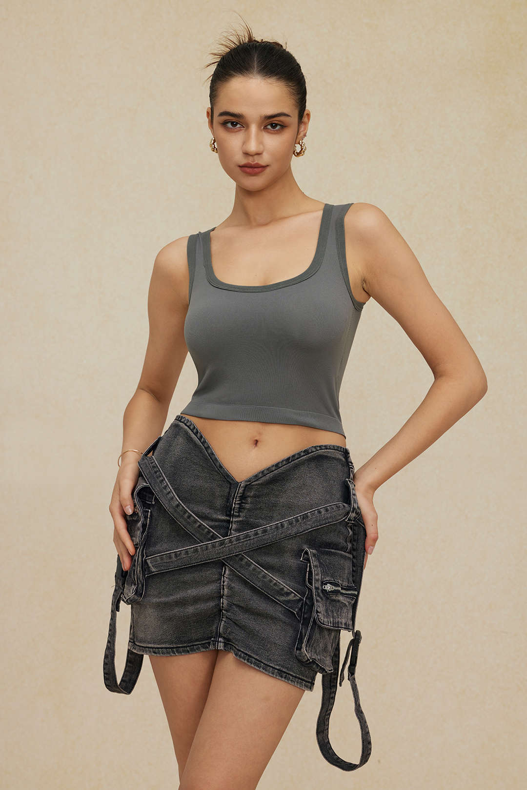 V-waist Buckle Flap Pocket Denim Cargo Skirt - Image 7