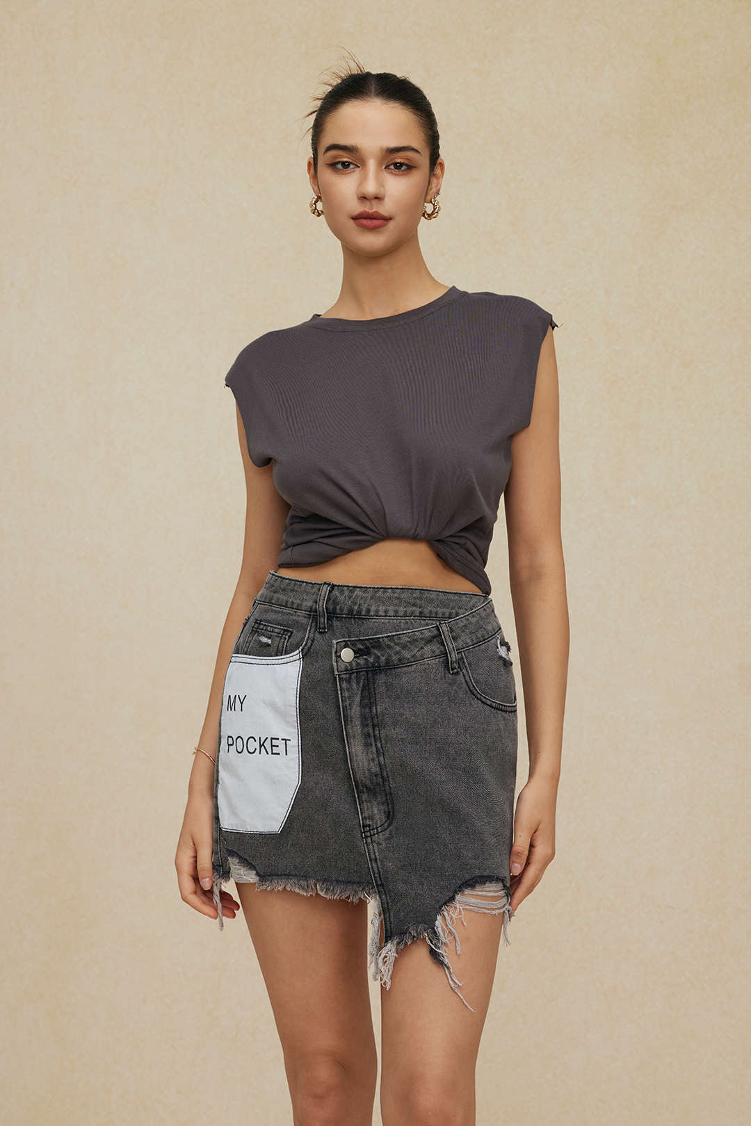 Letter Print Frayed Hem Denim Skirt - Image 7