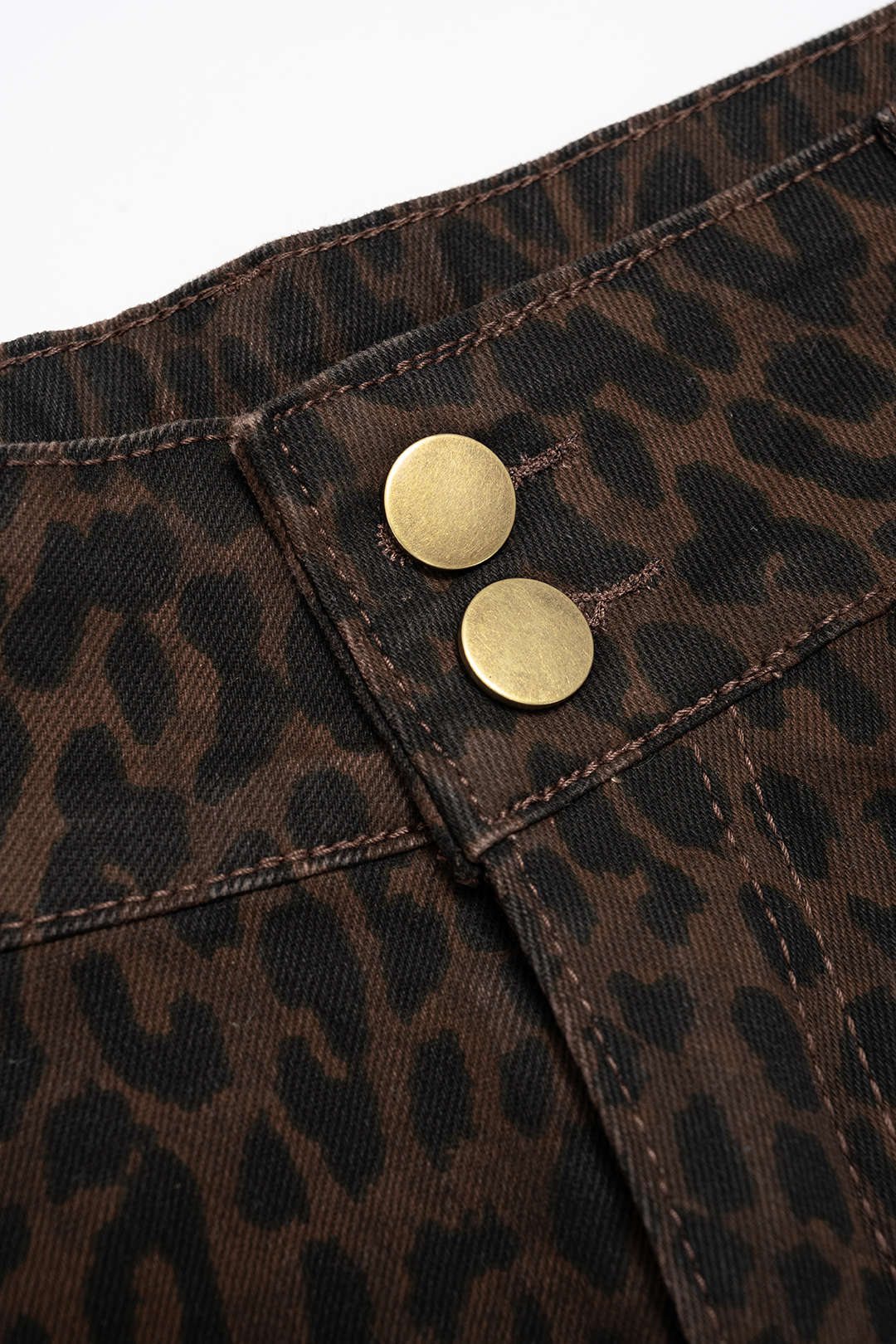 Denim Leopard Print High Waist Shorts - Image 3
