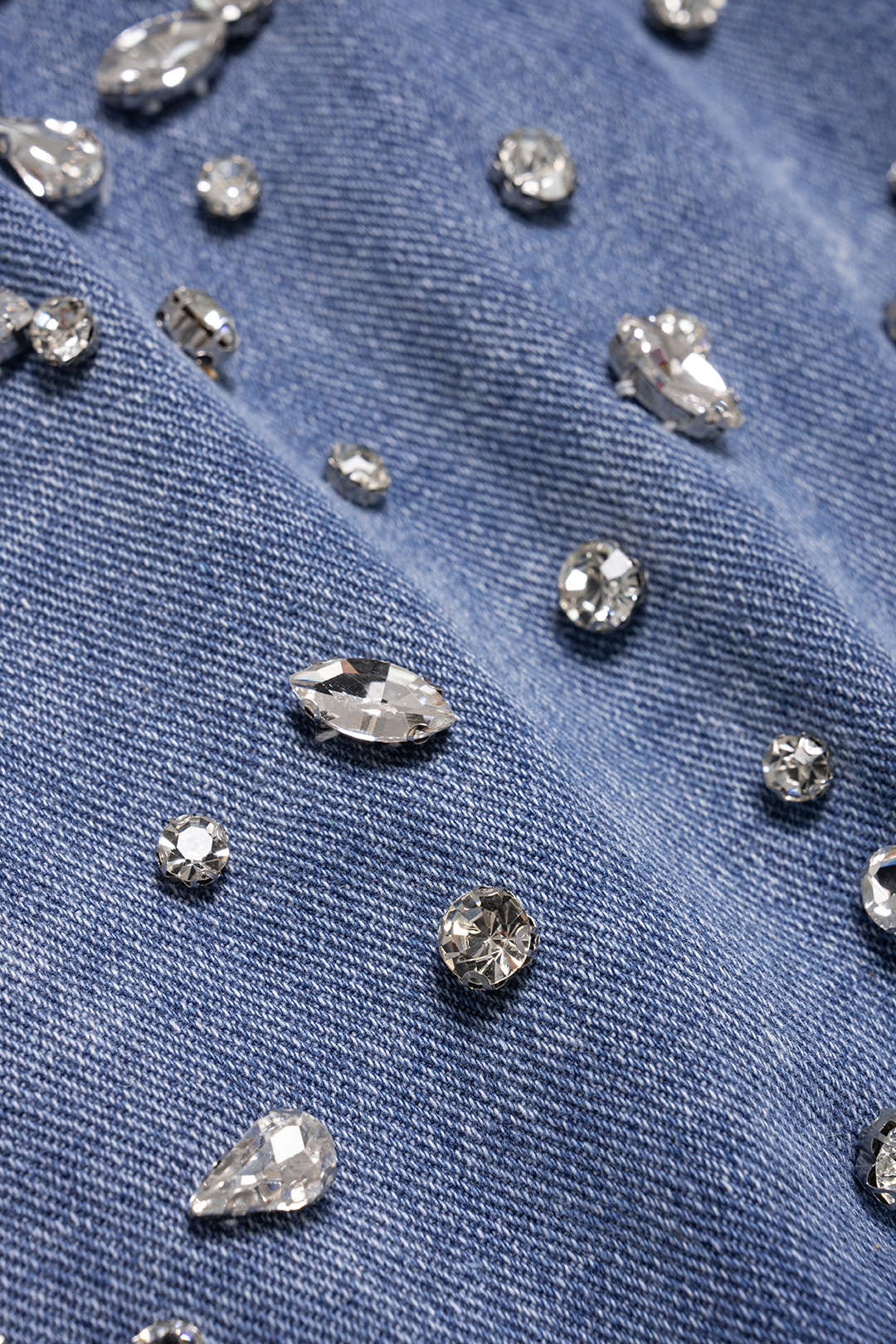 Denim Rhinestone Decor Pocket Ripped Shorts - Image 5