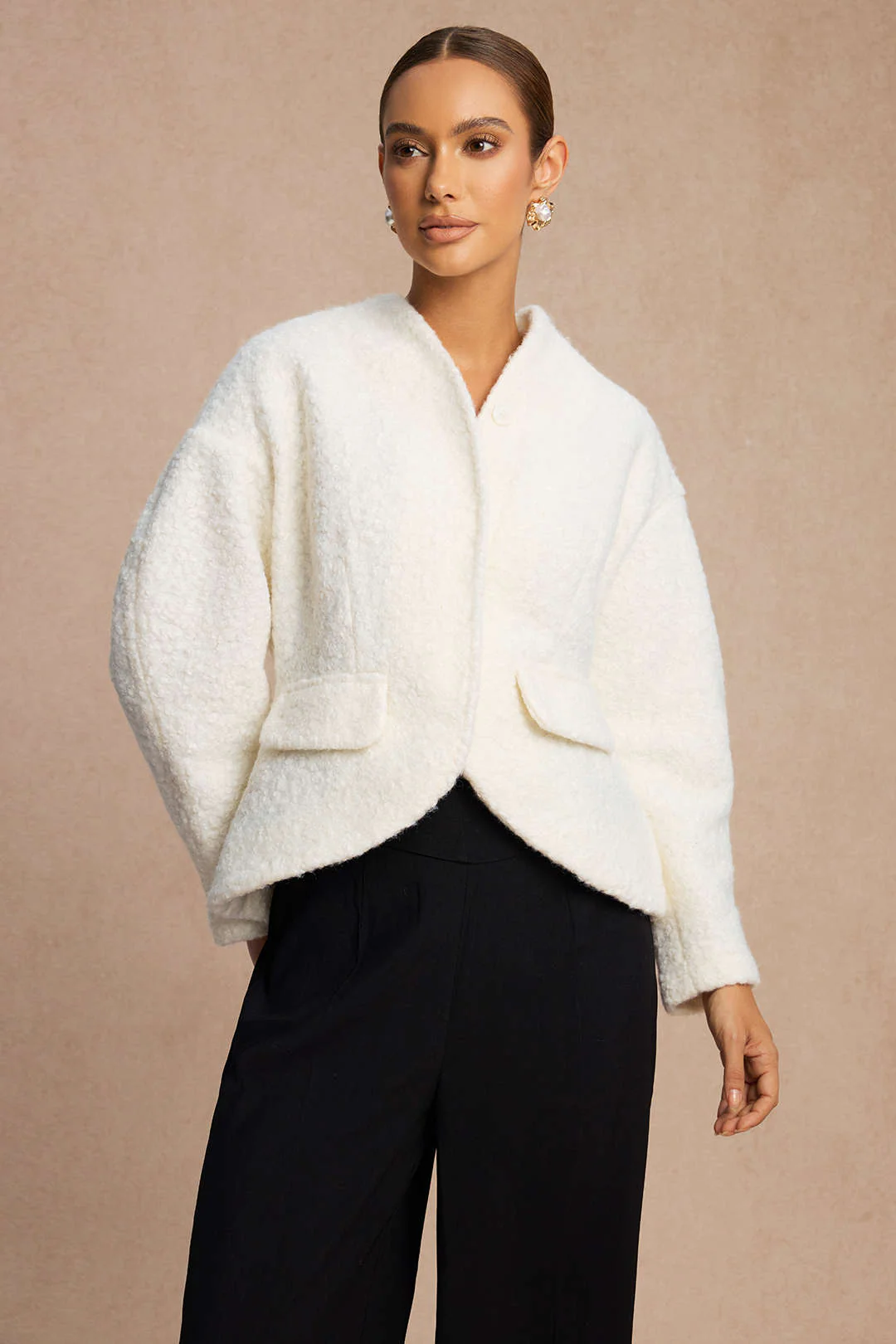 Woolen Fake Pockets Cropped Jacket - Image 4