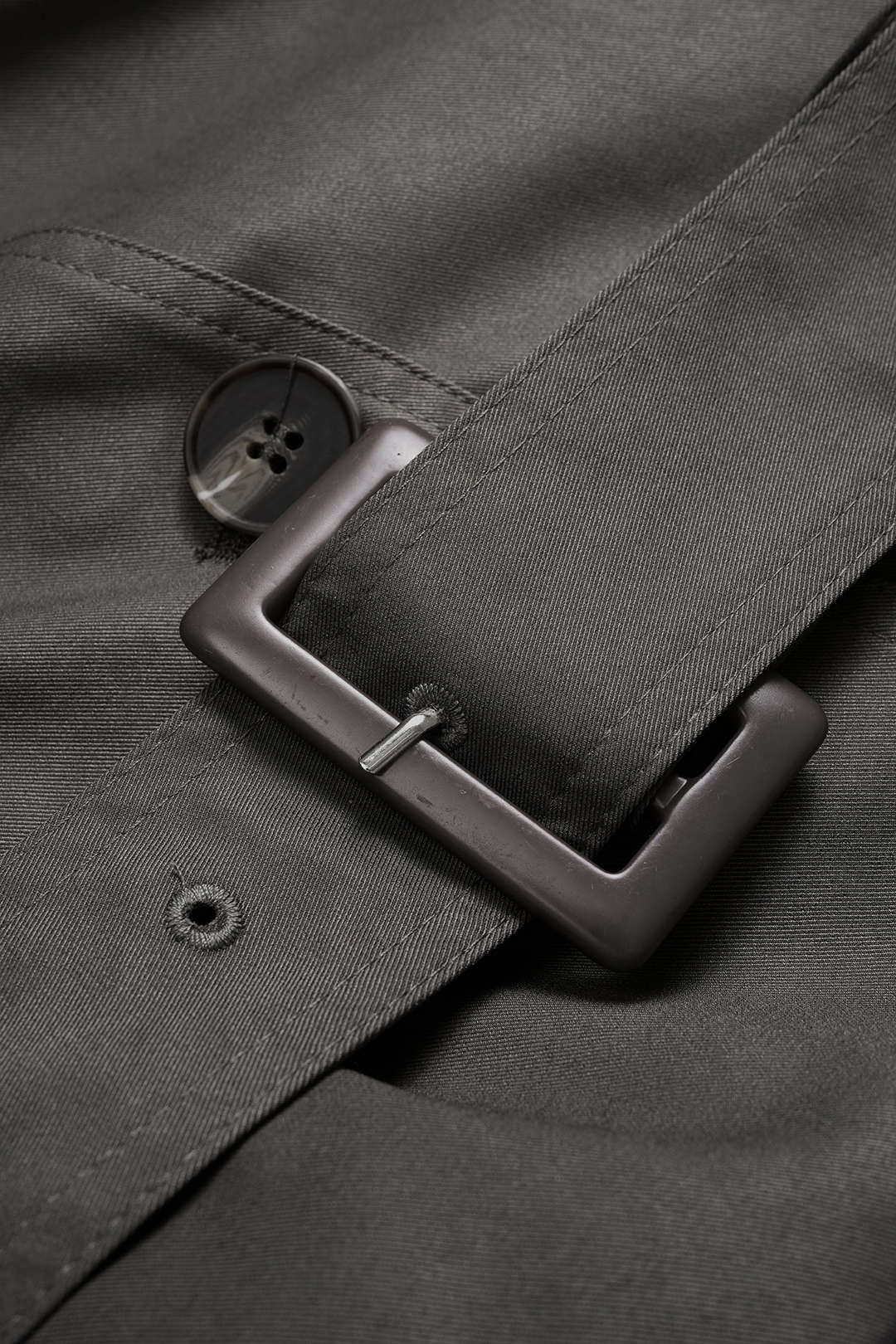 Solid Belted Cropped Jacket - Image 4