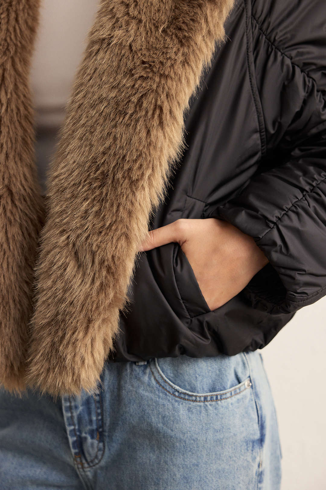 Faux Fur Collar Patchwork Puffer - Image 4