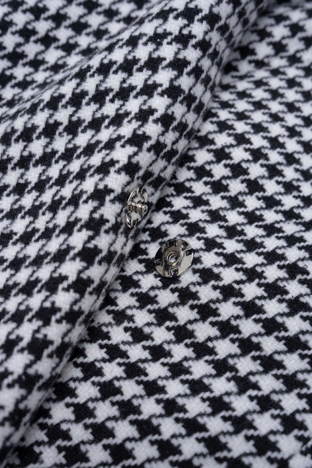Houndstooth Print Tweed Notched Lapel Vest - Image 5
