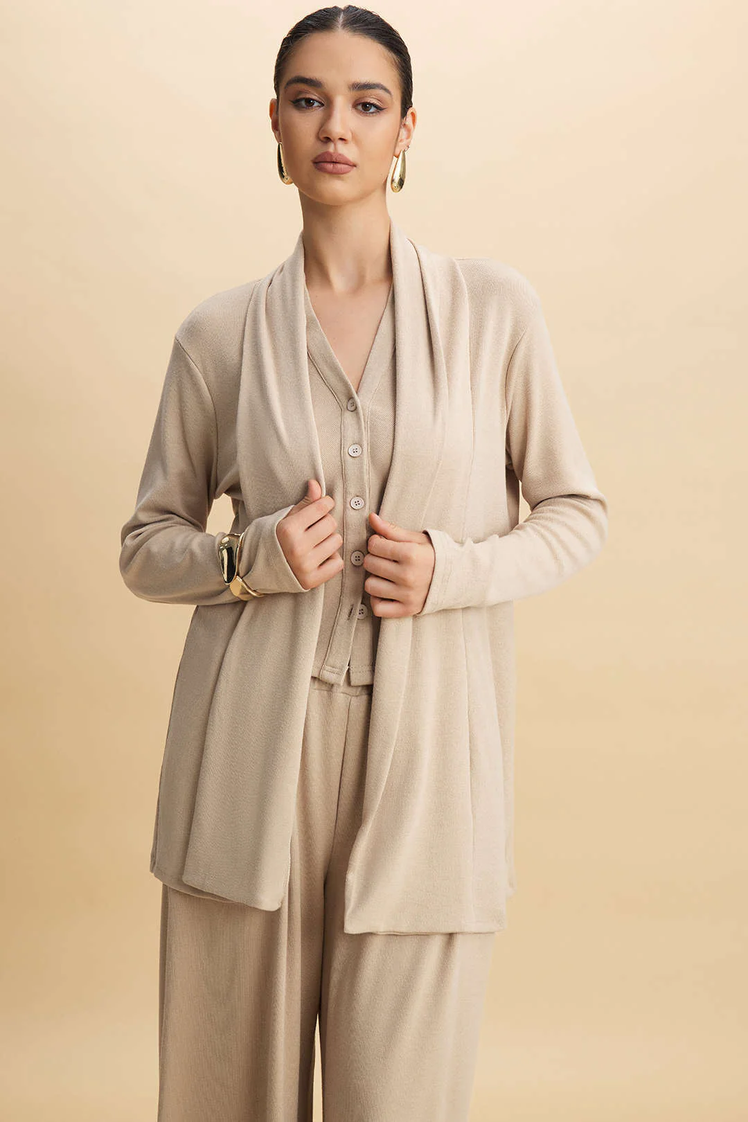 Solid Long Cardigan And Halter Neck Ruched Cami Top And Wide Leg Trousers Set - Image 5