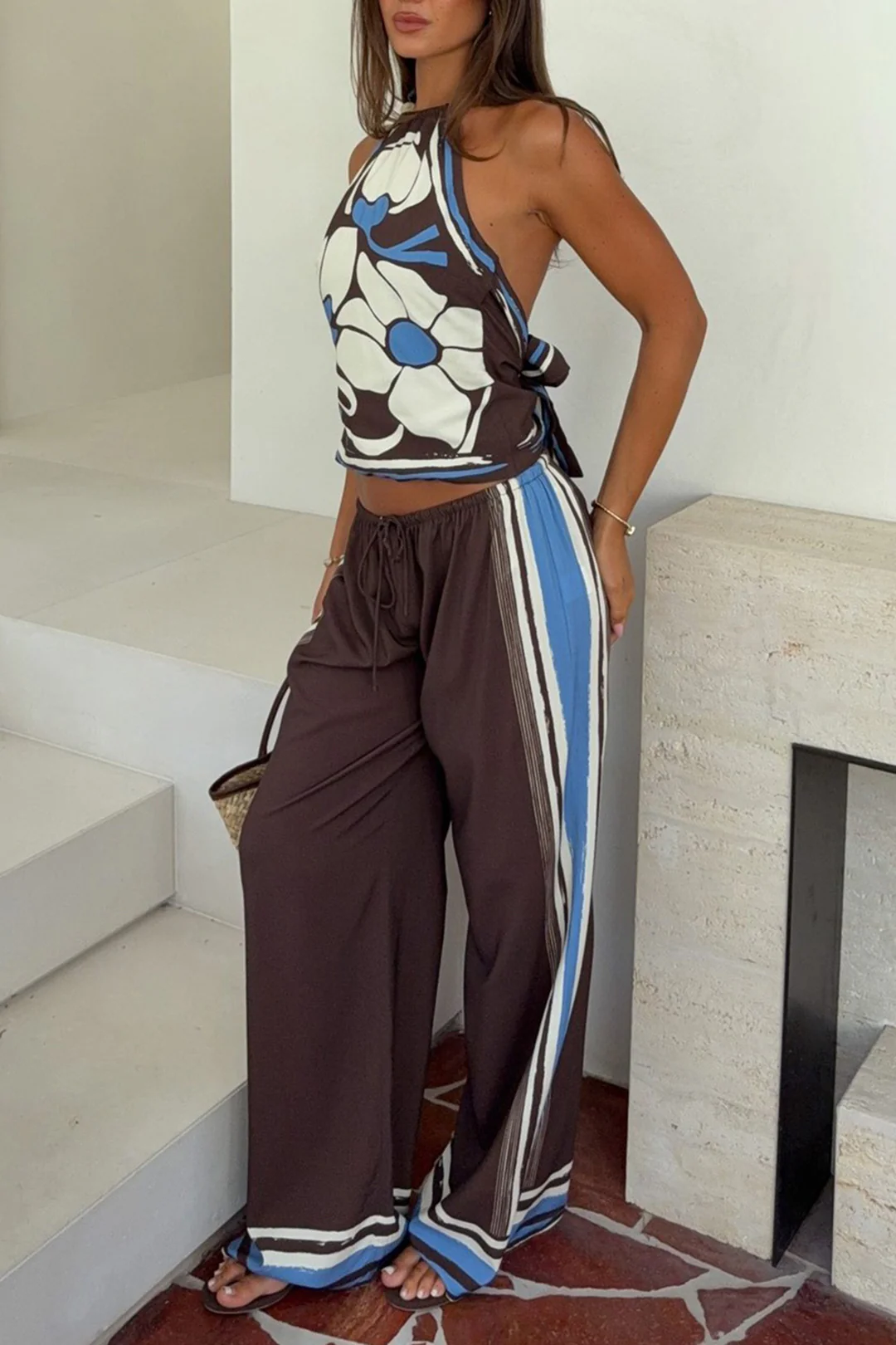 Geometric Print Linen Halter Neck Tie Back Backless Top And Contrast Striped Wide Leg Pants Set - Image 4