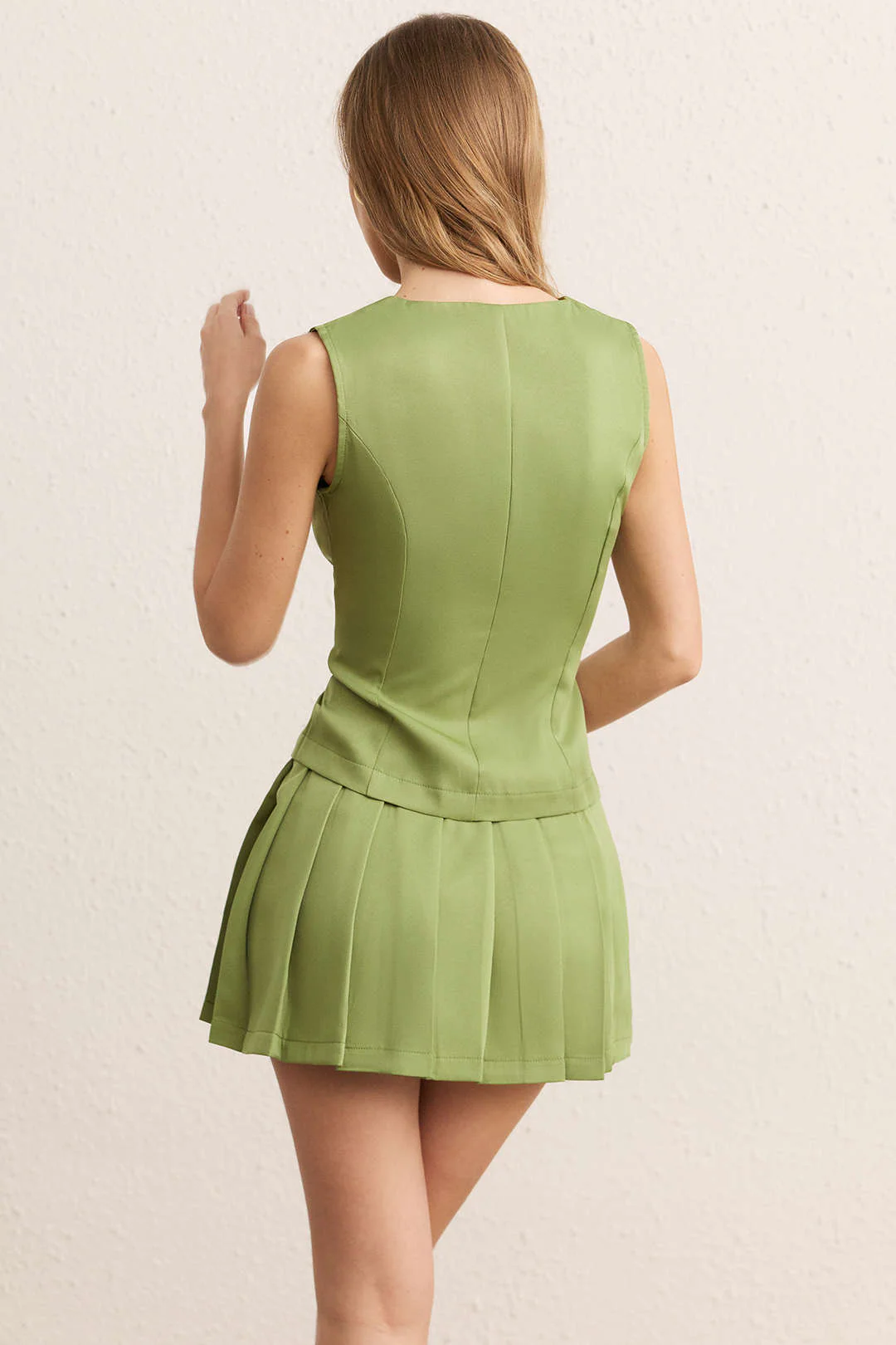 Metallic Button Round Neck Vest And And Pleated Skirt Set - Image 5