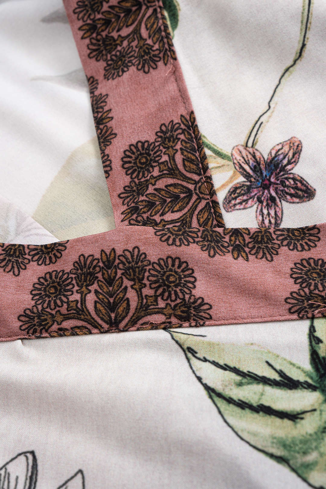 Floral Print V-Neck Tie-Up Long Sleeve Top - Image 5
