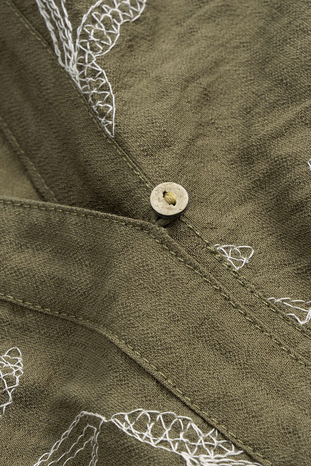 Embroidered Ruched Short Sleeve Shirt - Image 4