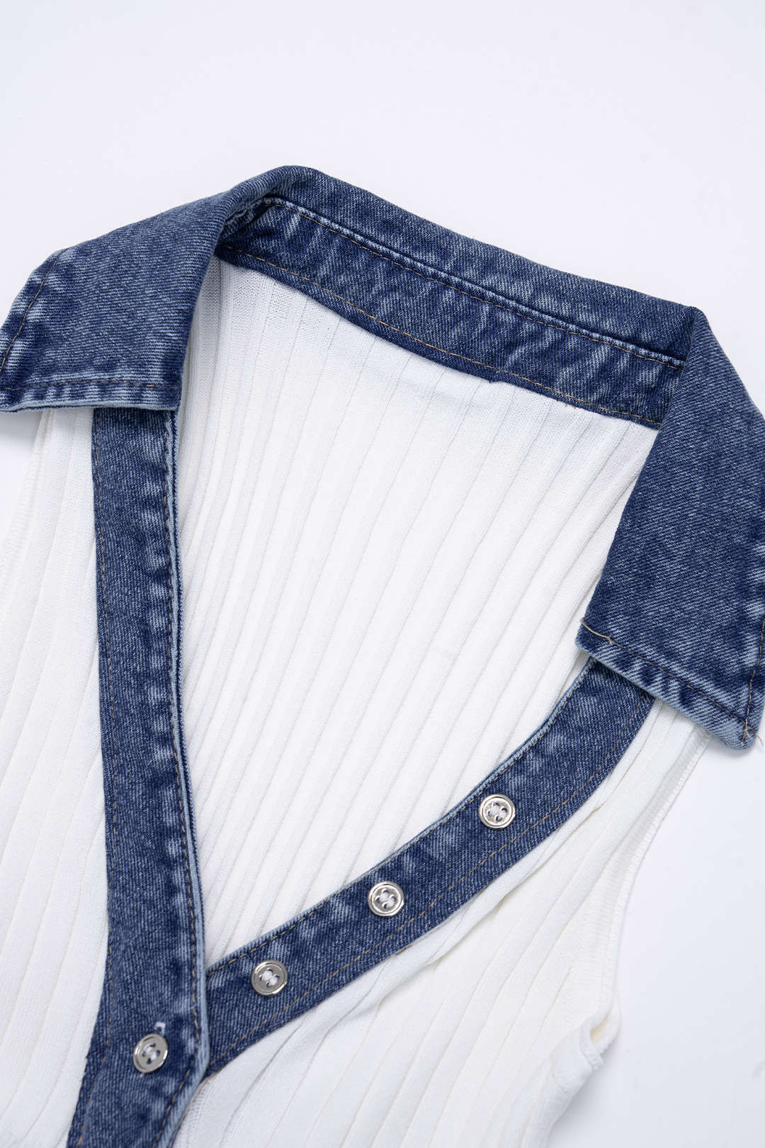Patchwork V-Neck Tank Top - Image 4