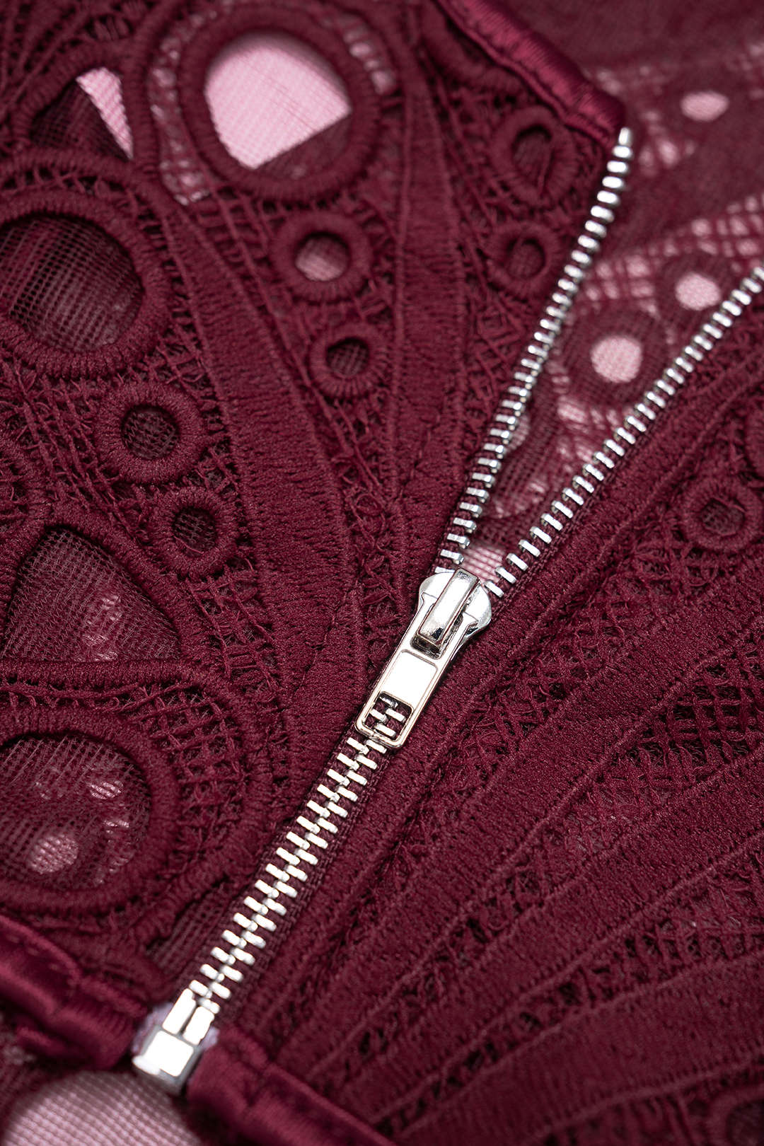 Embroidery Zipper Cut Out Square Neck Cami Top - Image 3