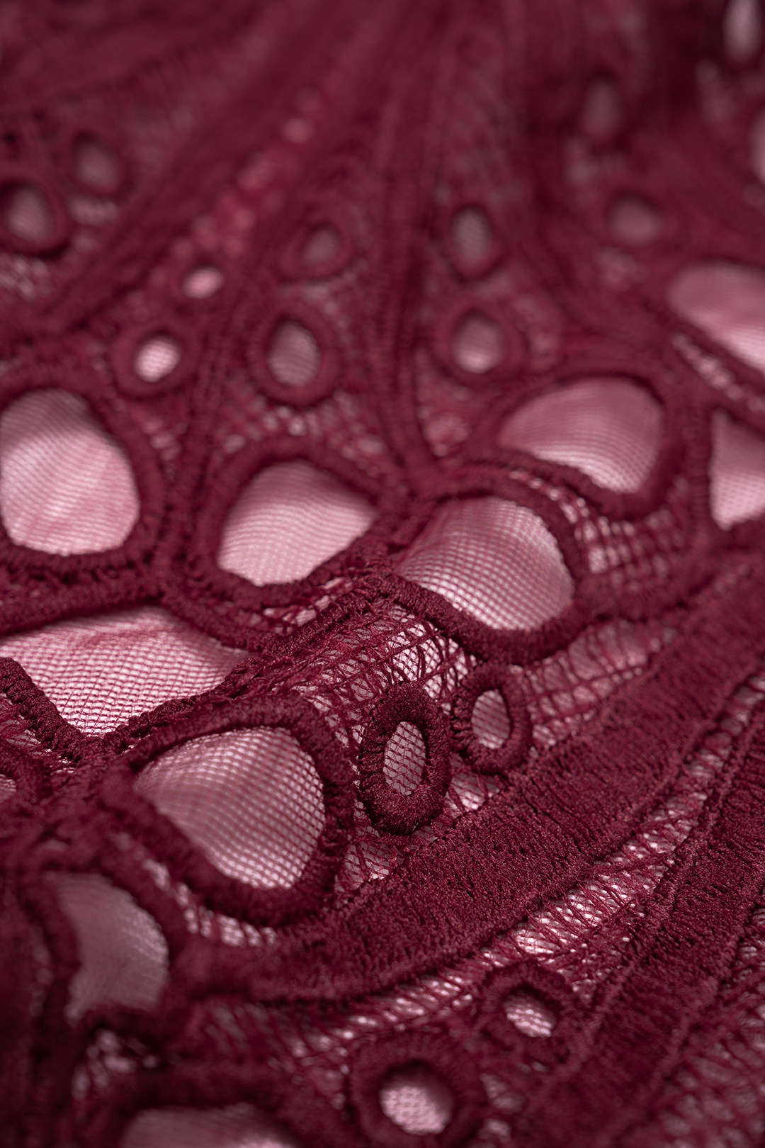 Embroidery Zipper Cut Out Square Neck Cami Top - Image 4