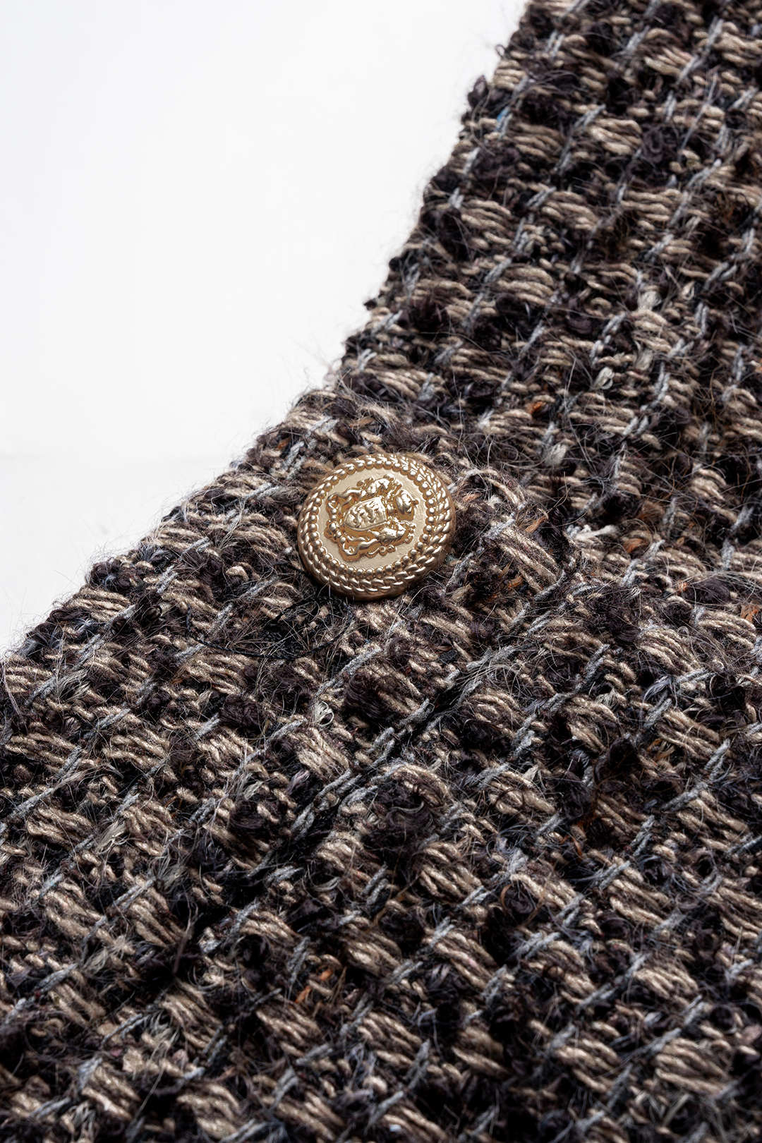 Suede Patchwork Zipper Fake Pocket Shorts - Image 3
