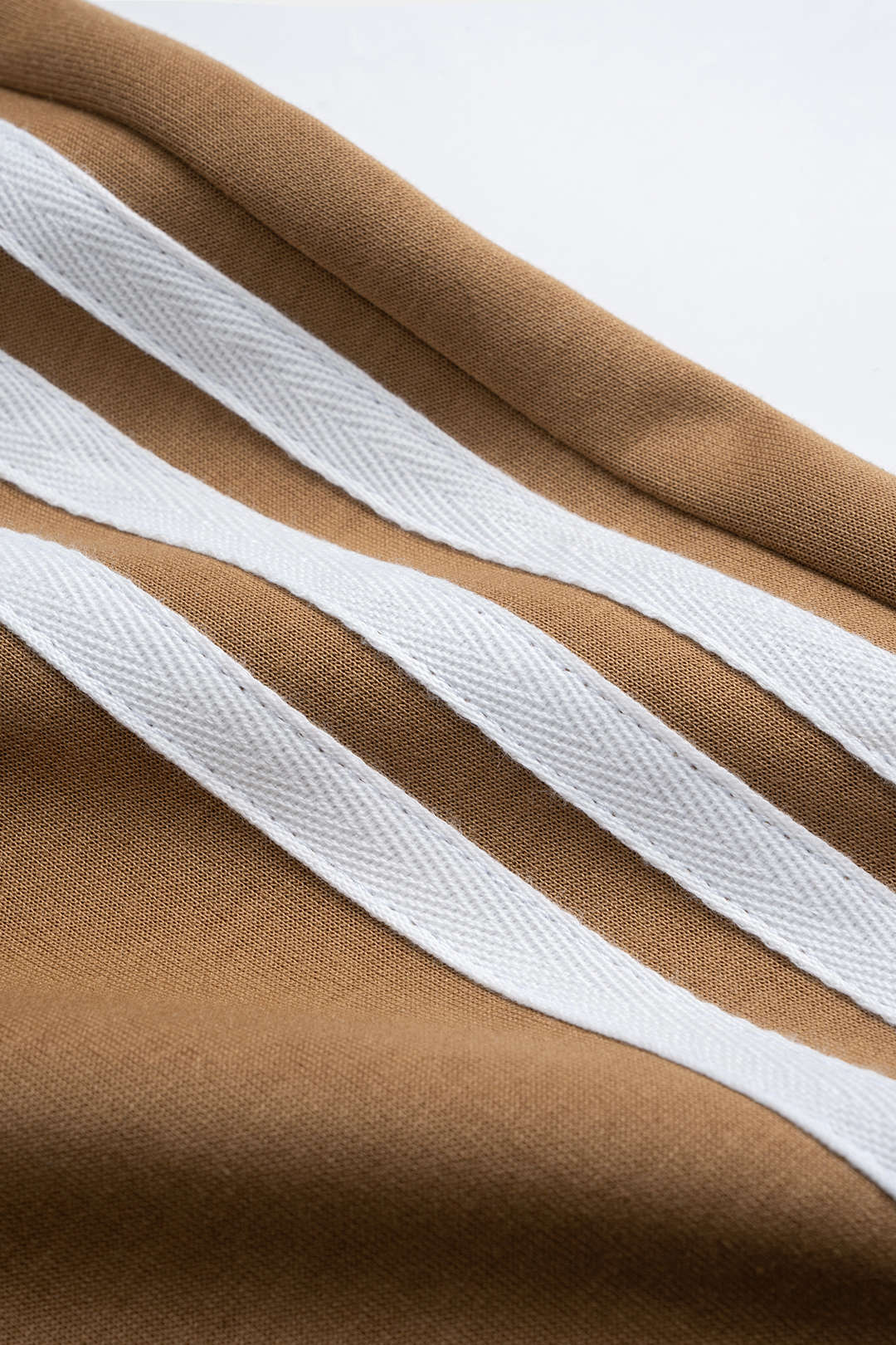 Contrast Stripes Print Ruched Wide Leg Pants - Image 3