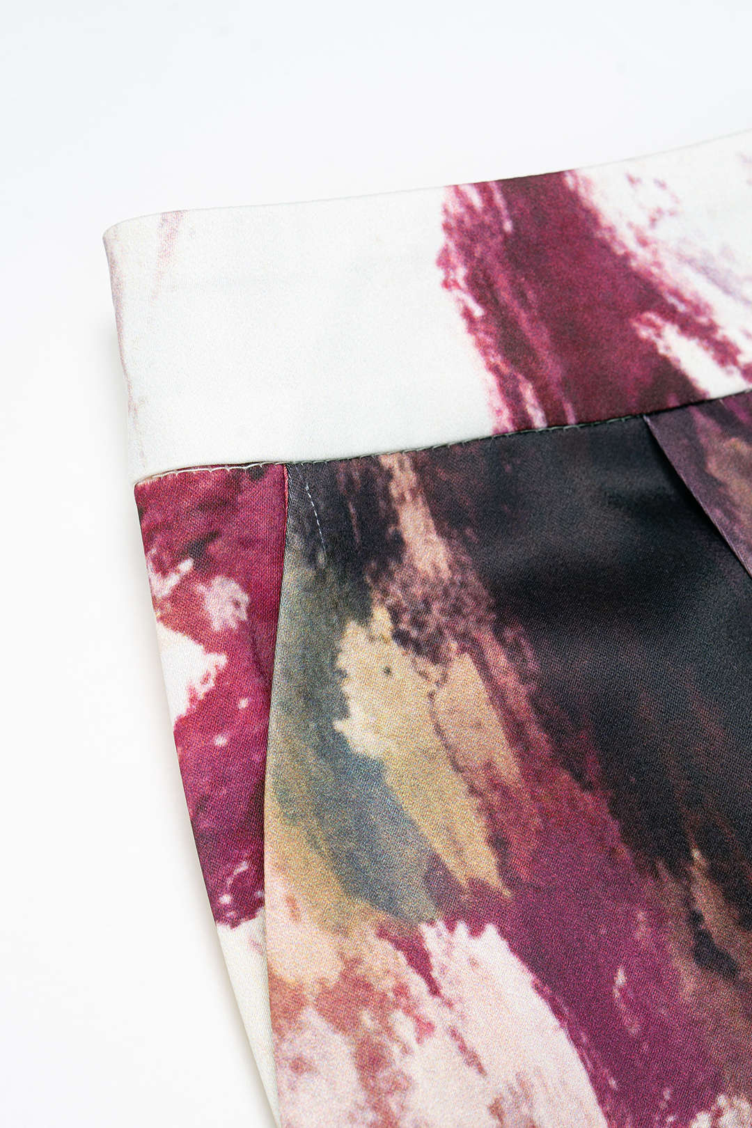 Graffiti Print Satin Shirred Waistband Wide Leg Pants - Image 3