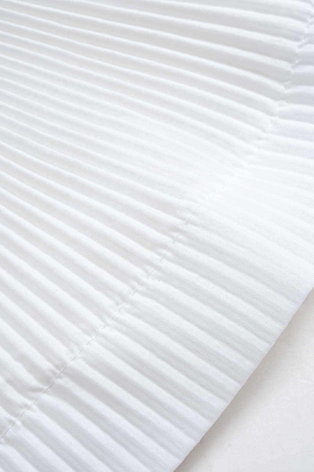 Ruffle Pleated Button Long-Sleeve Shirt - Image 6